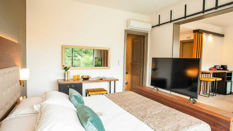 Acrotel Athena Pallas